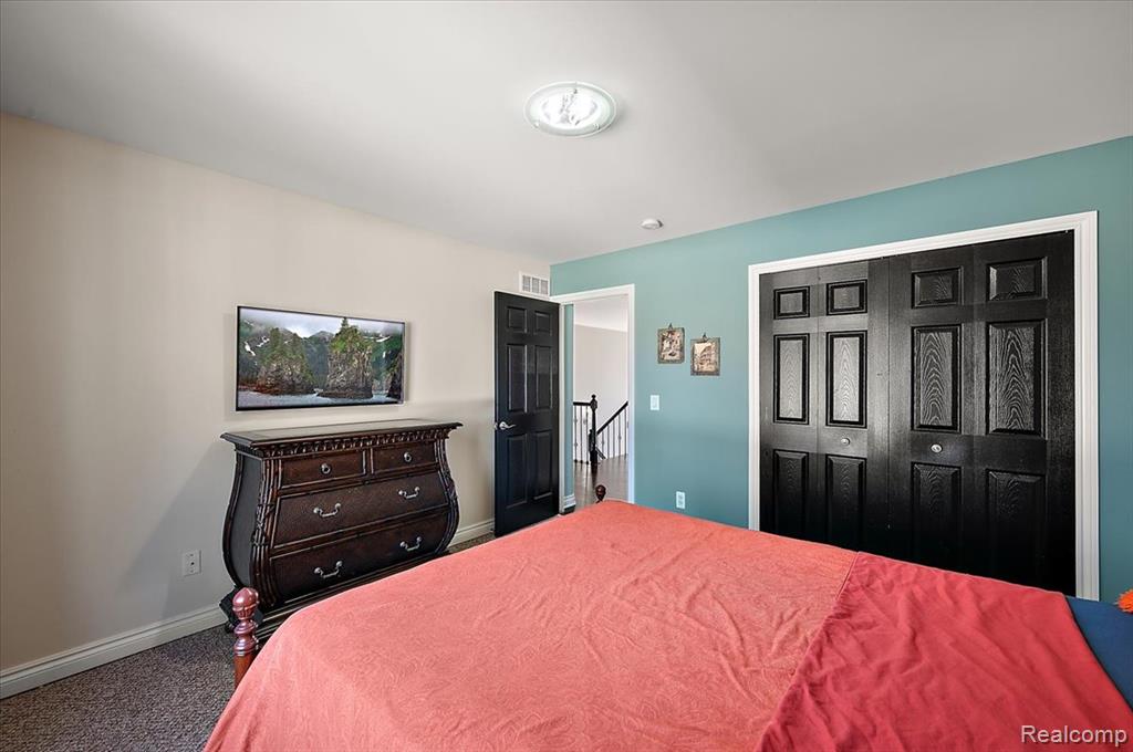 49931 Shelby Creek Drive, Utica, MI 48317 — Photo 46