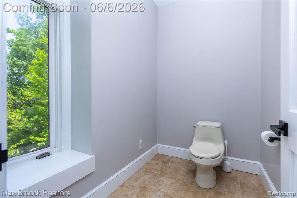 6604 College Park, Clarkston, MI — Photo 35