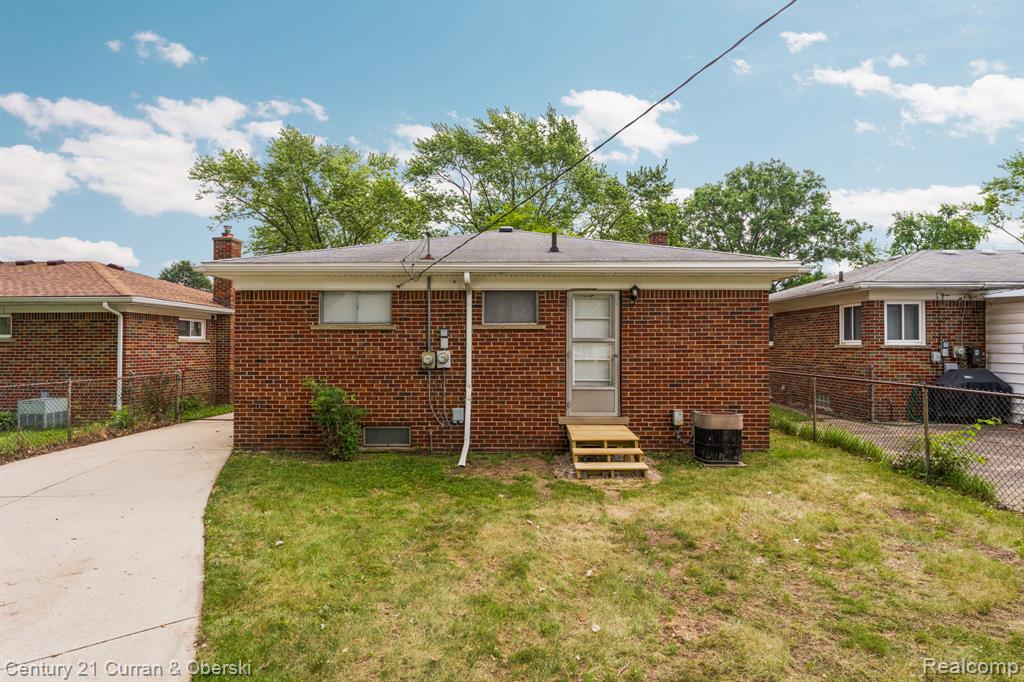 9077 Riverview Avenue, Redford, MI 48239 — Photo 39