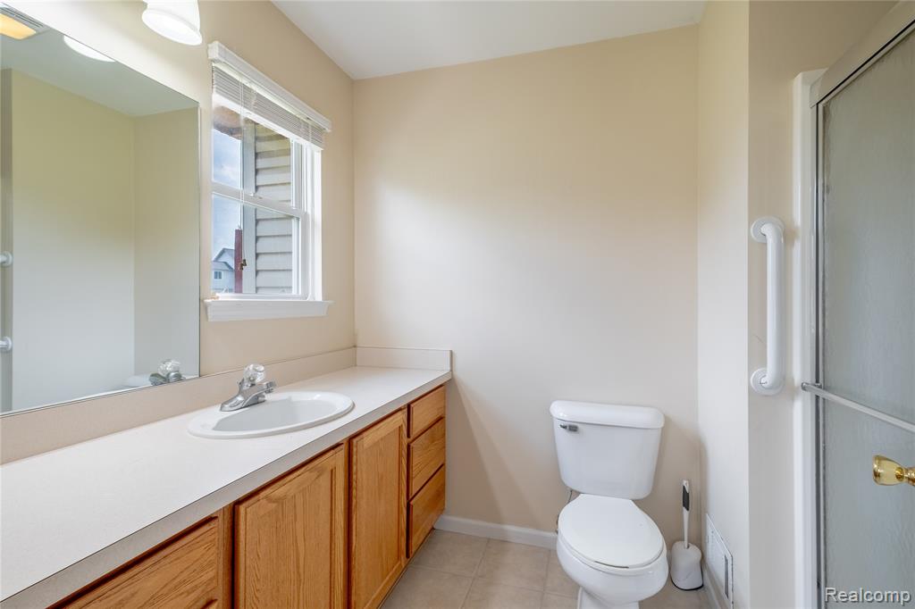 8454 Deer Field Drive, Davison, MI 48423 — Photo 15