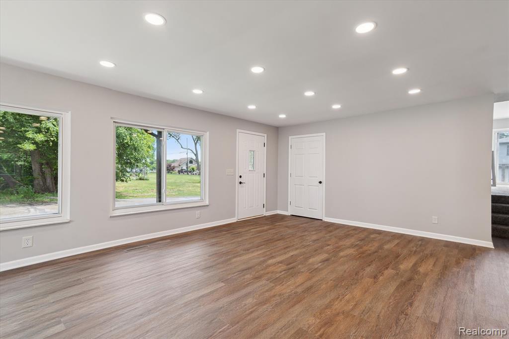 2145 Terrapin Street, Wolverine Lake, MI 48390 — Photo 11