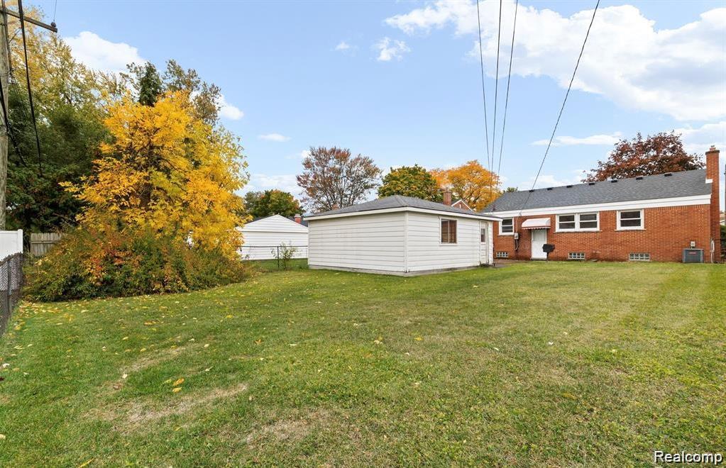 6690 Deering Street, Garden City, MI — Photo 20