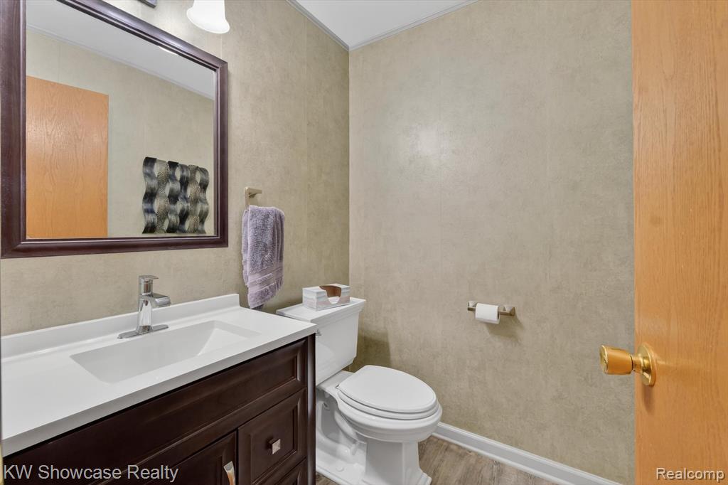 39995 Brylor Court, Clinton Twp, MI 48038 — Photo 23