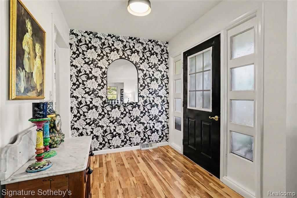 610 W Ellis Avenue, Belding, MI 48809 — Photo 7