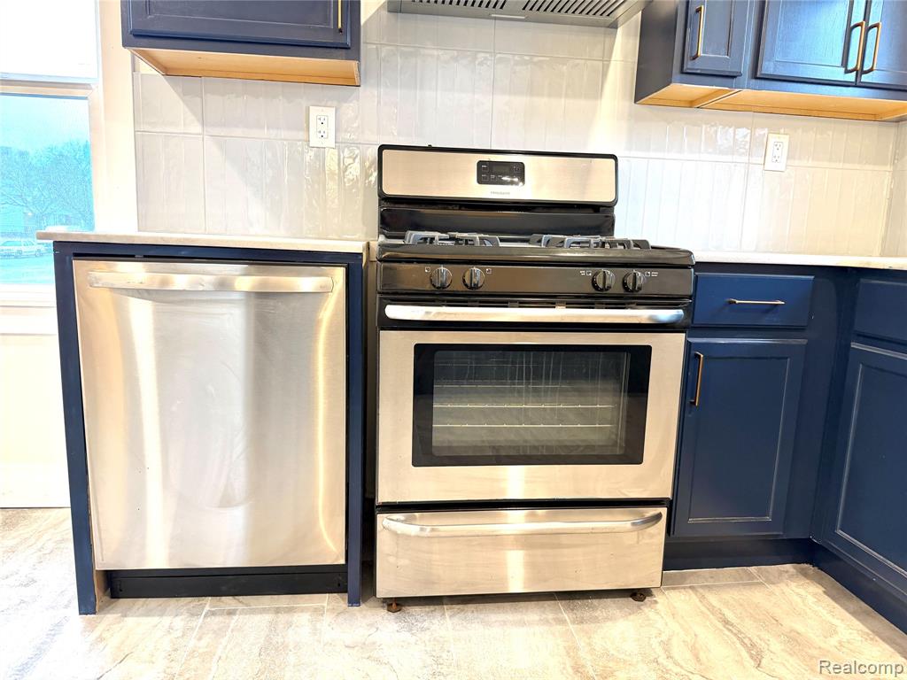 2256 Tuxedo Street, Detroit, MI, 48206