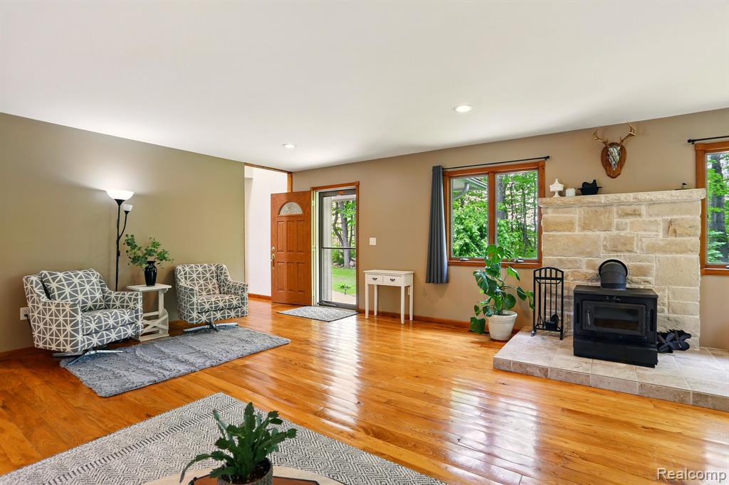 5960 Kidder Road, Almont, MI 48003 — Photo 9