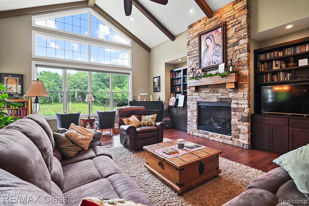 5314 WALNUT CREEK Lane, Ann Arbor, MI 48105 — Photo 11
