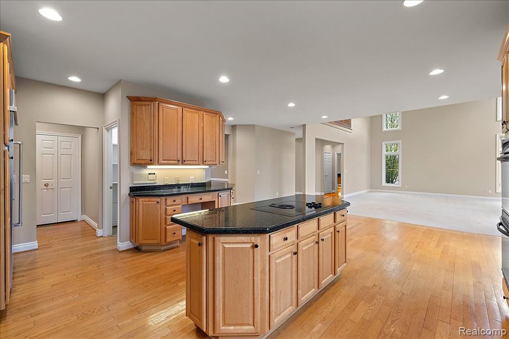 3725 Mountain Laurel Court, Oakland, MI — Photo 14