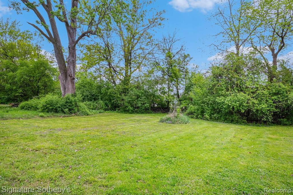 72 MARION Avenue, Waterford, MI 48328 — Photo 17