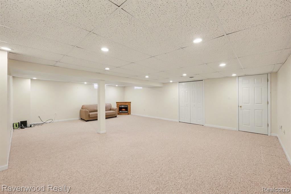 48588 Hudson Bay Court, 116, Shelby Twp, MI 48315 — Photo 22