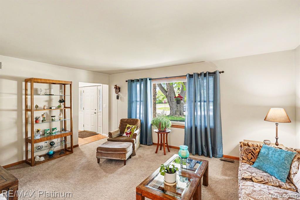 61959 Topsfield Lane, South Lyon, MI 48178 — Photo 6