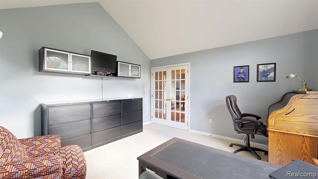 4400 Oak Tree Trail, Fenton, MI 48430 — Photo 25