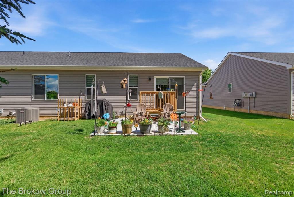 9510 Orchard Lake Drive, Davison, MI 48423 — Photo 33