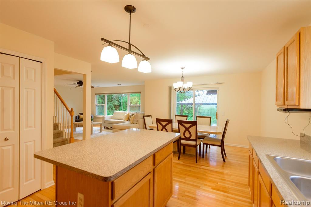 9084 W WALDEN Drive, Van Buren, MI 48111 — Photo 14