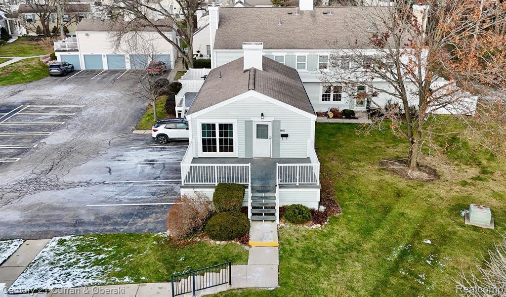 21216 E GLEN HAVEN Circle, 136, Northville, MI 48167 — front exterior