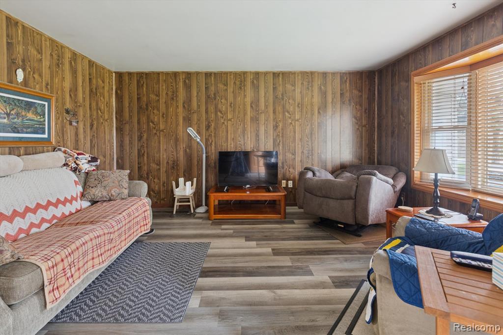 4225 Lapeer Street, Columbiaville, MI 48421 — Photo 11