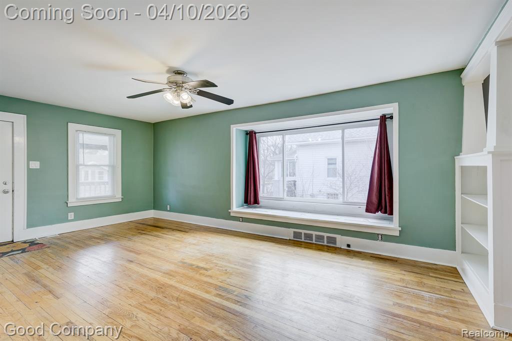 502 E LEWISTON Avenue, Ferndale, MI 48220 — Photo 9