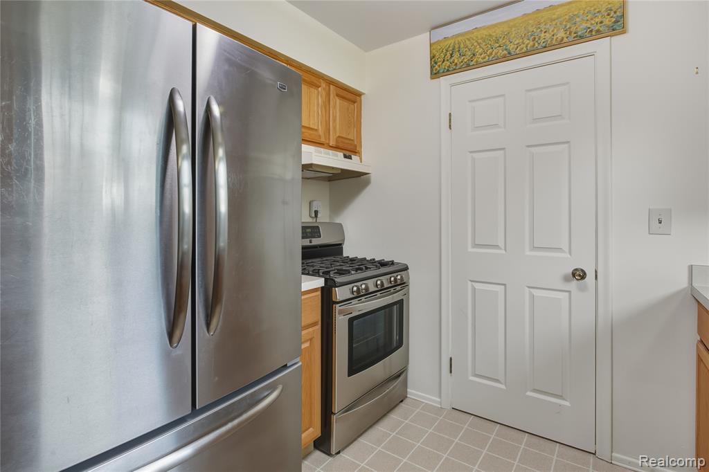 5134 N Jennings Road, Flint, MI 48504 — Photo 17