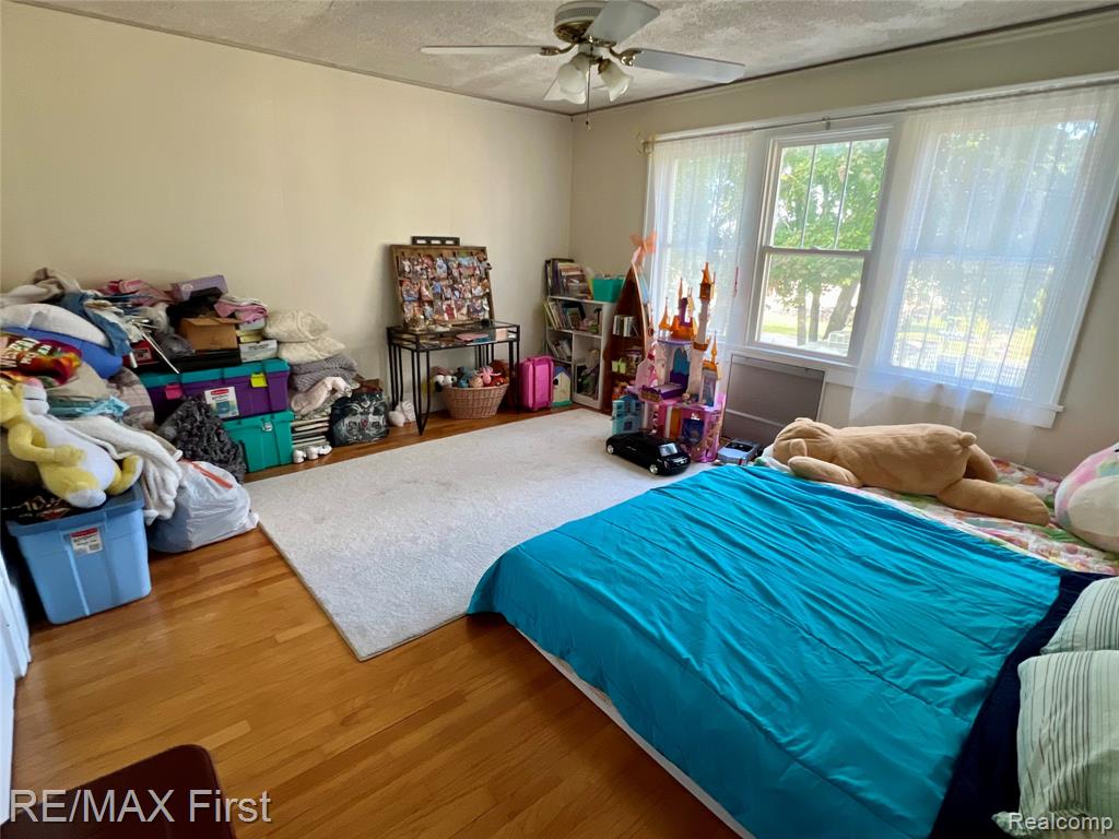 9280 RIVER Road, Clay, MI, 48001