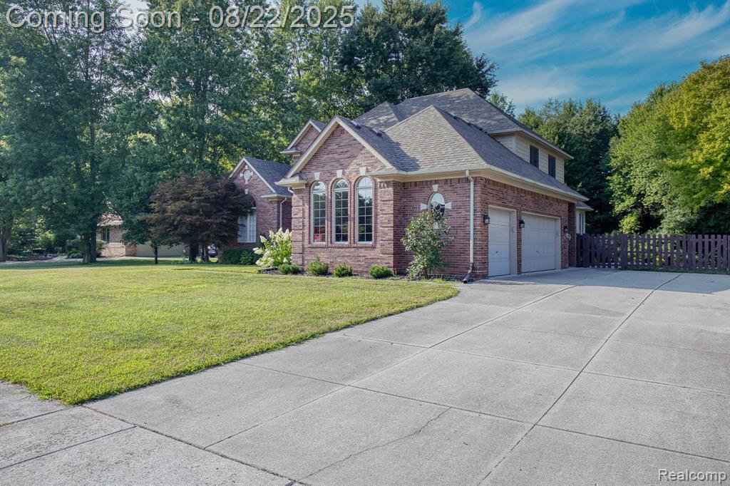 1040 Belle River Woods Boulevard, East China, MI — Photo 2