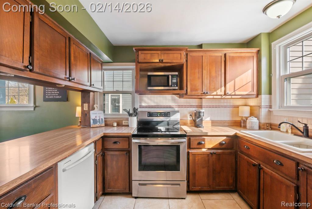 857 Palmer Street, Plymouth, MI 48170 — Photo 25