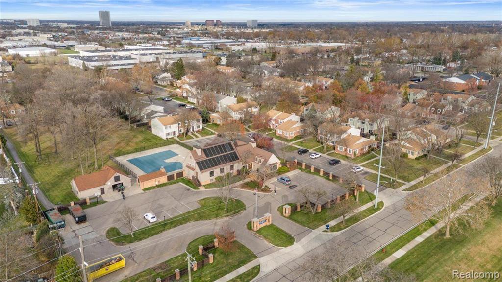 1818 SHIRE, Royal Oak, MI 48073 — Photo 48