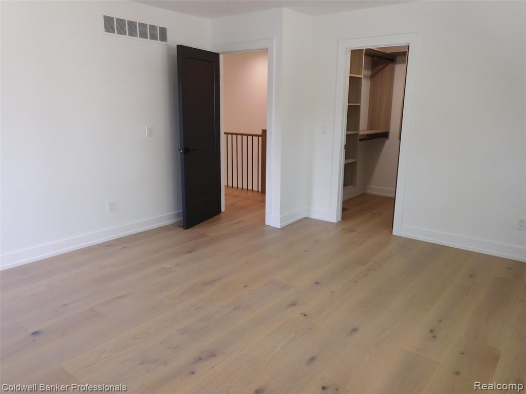 4247 Hampton Boulevard, Royal Oak, MI 48073 — Photo 43