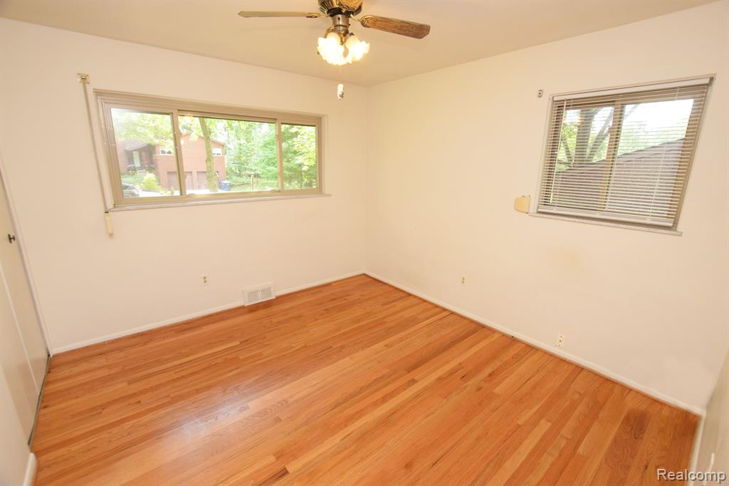 2114 NEEDHAM Road, Ann Arbor, MI 48104 — Photo 13