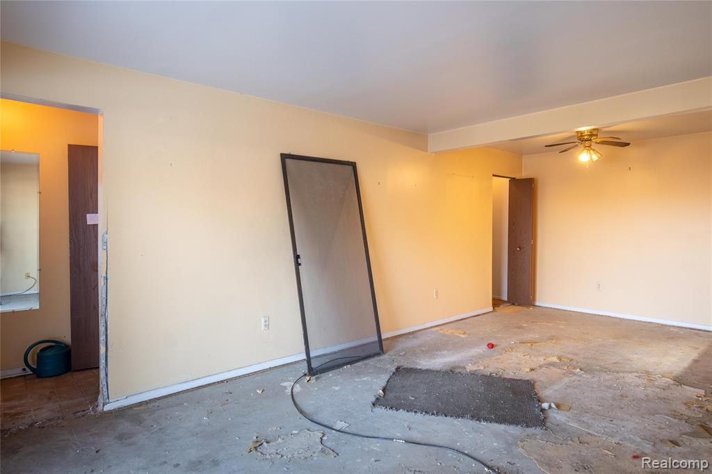 1476 W Chateau Vert Street, Ypsilanti, MI 48197 — Photo 5