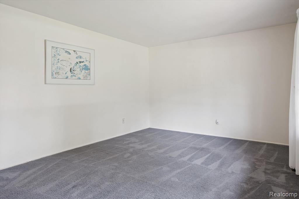 8812 Rio Vista Street, Green Oak, MI 48116 — Photo 4