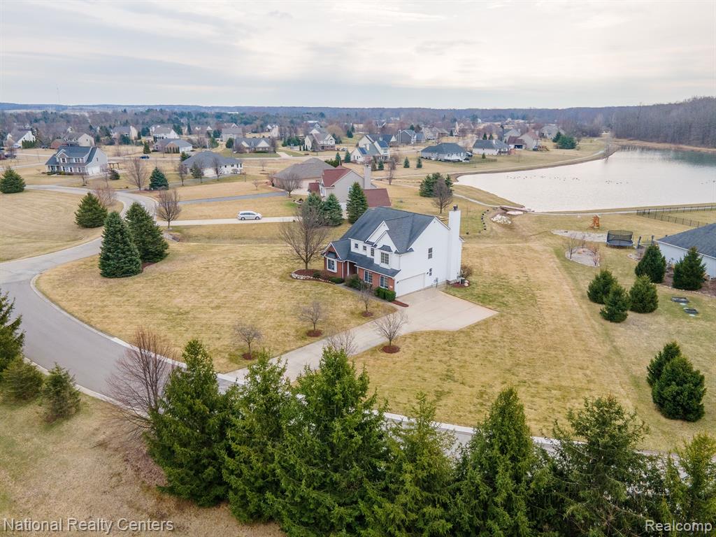 7653 Wood Brook Road, Ann Arbor, MI 48103 — Photo 12