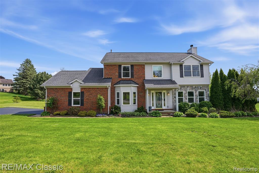 5500 Irene Boulevard, White Lake, MI 48383 — front exterior