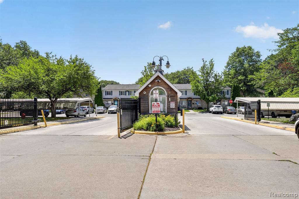 16515 Terrace Village Drive, Taylor, MI