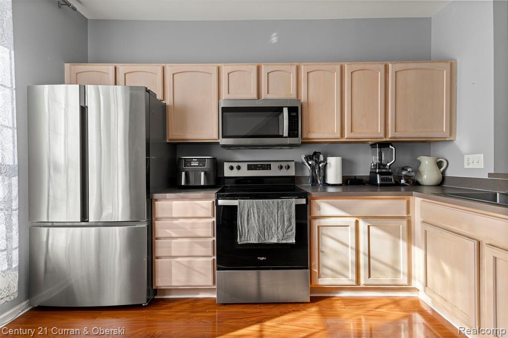 25445 Saint James, Southfield, MI 48075 — Photo 19