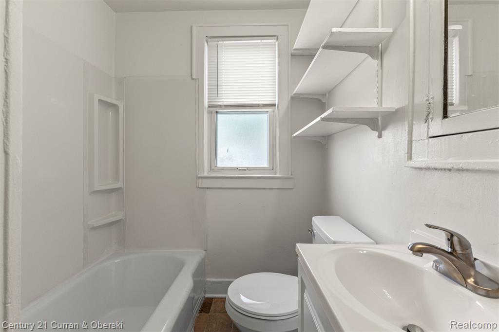 6445 Heyden Street, Dearborn Heights, MI 48127 — Photo 13