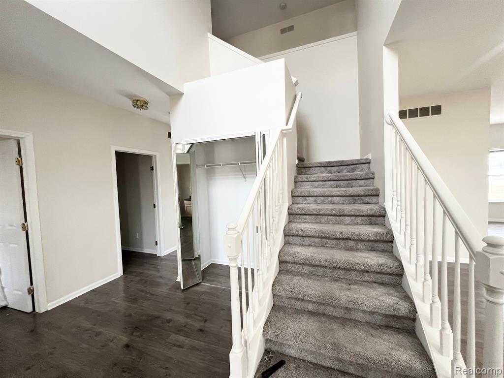 4749 HICKORY POINTE Boulevard, Ypsilanti, MI 48197 — Photo 4
