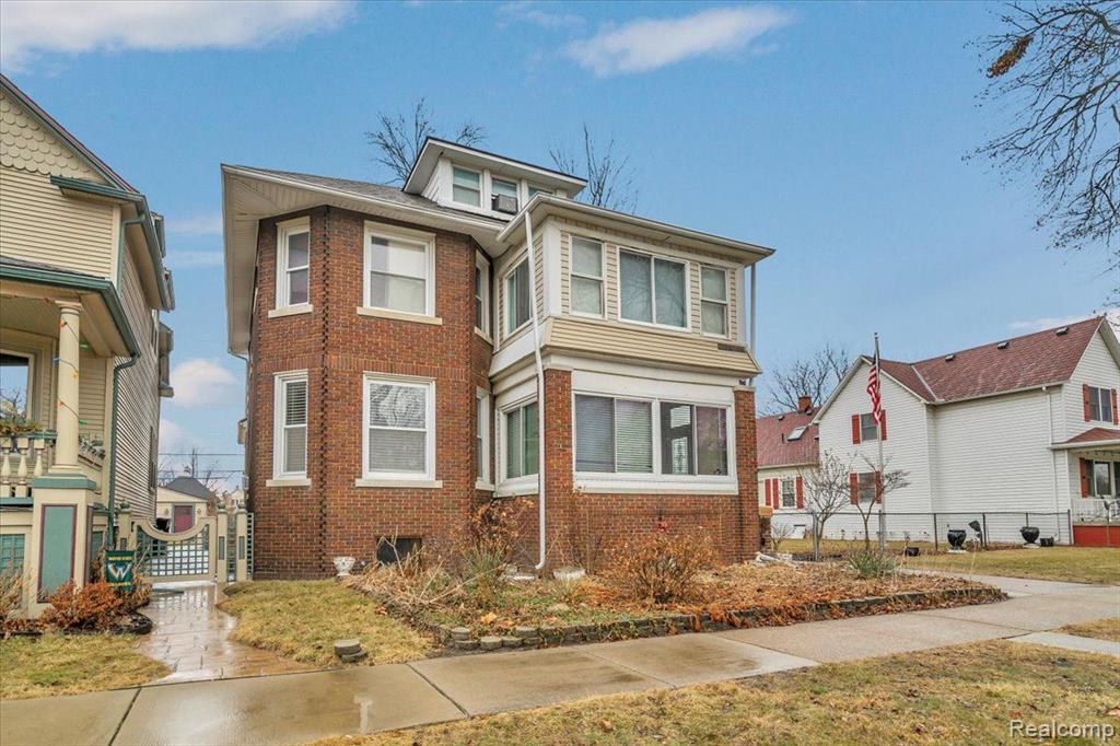 428 VINEWOOD Street, Wyandotte, MI 48192 — Photo 29