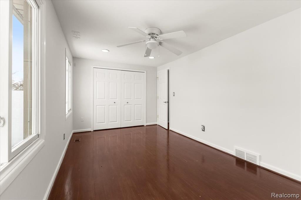 4226 Angeline Drive, Sterling Heights, MI 48310 — Photo 41