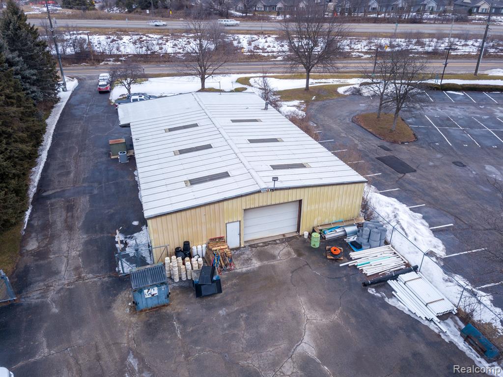 8175 BIG LAKE Road, Clarkston, MI — Photo 6