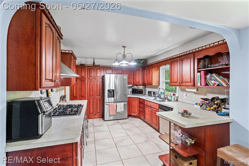 6361 Fenton Road, Grand Blanc, MI 48507 — Photo 8