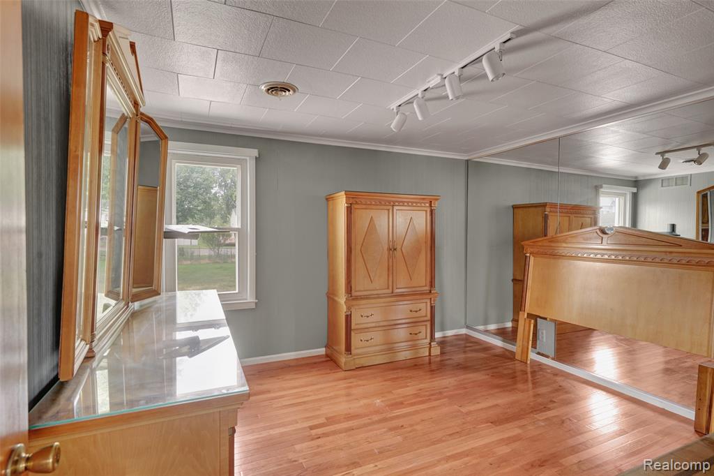 4901 Pointe Tremble Road, Algonac, MI 48001 — Photo 17