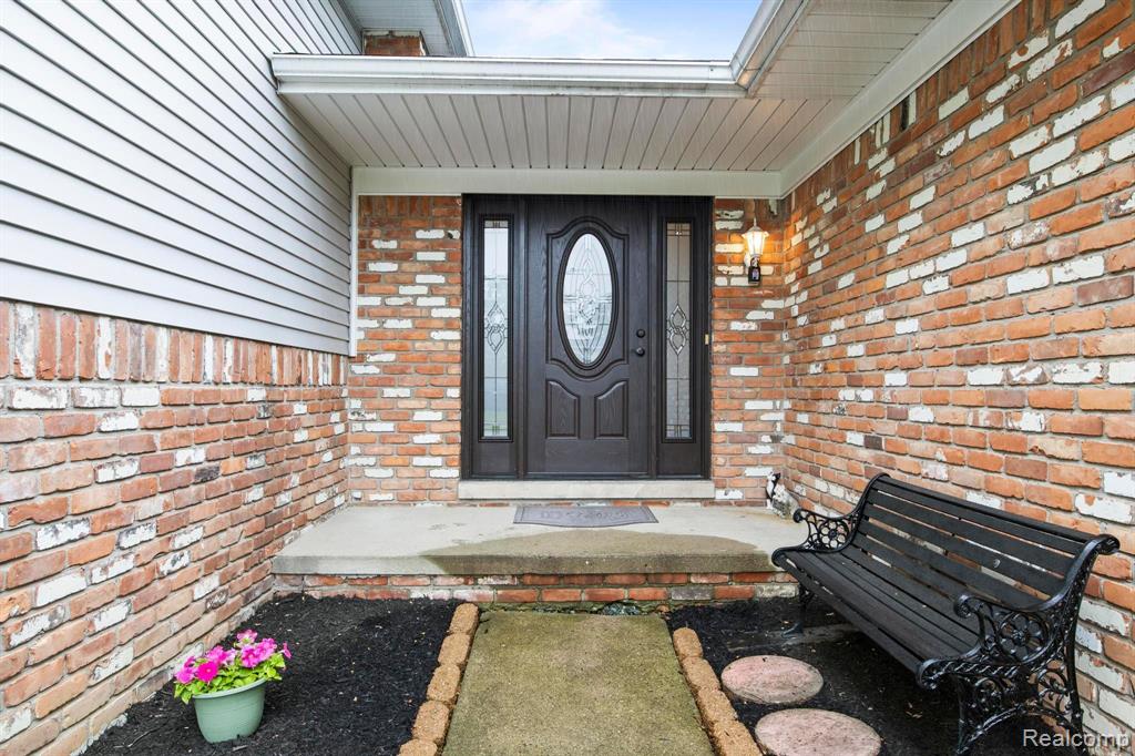 5645 WEDGEWOOD Road, Canton, MI 48187 — Photo 5