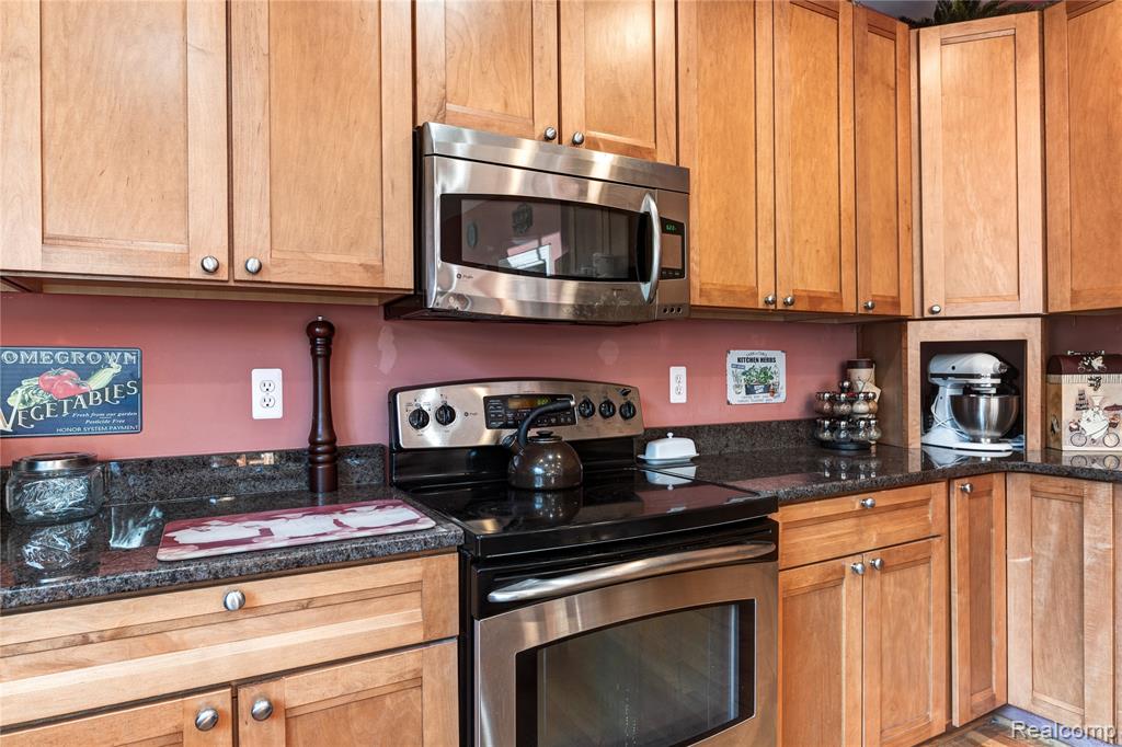 13445 Millie Court, Holly, MI 48442 — Photo 28