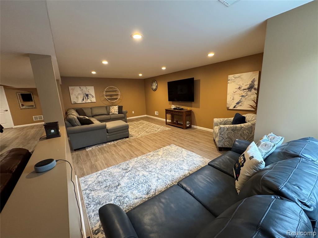4020 Oak Street, Grand Blanc, MI 48439 — Photo 30