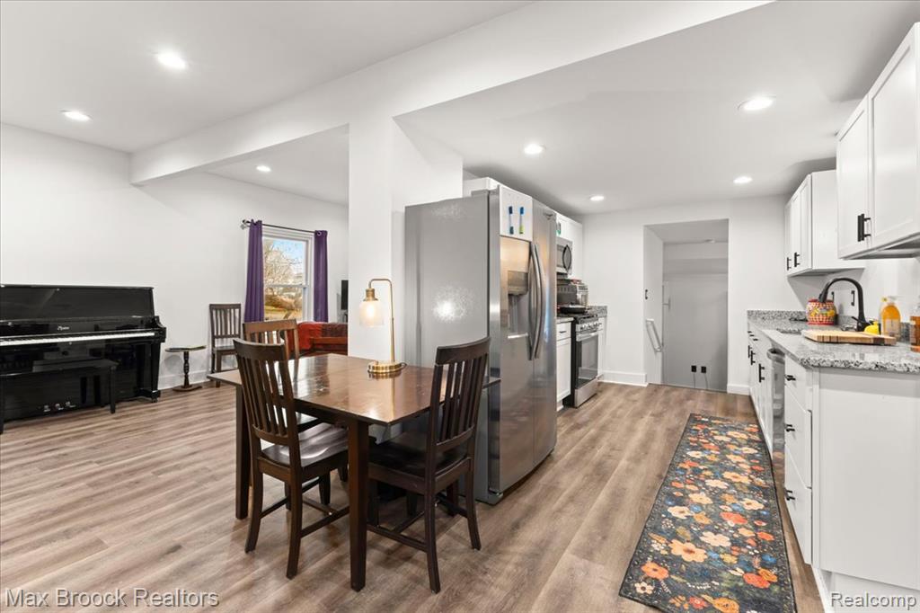515 Clinton Street, Howell, MI 48843 — Photo 3