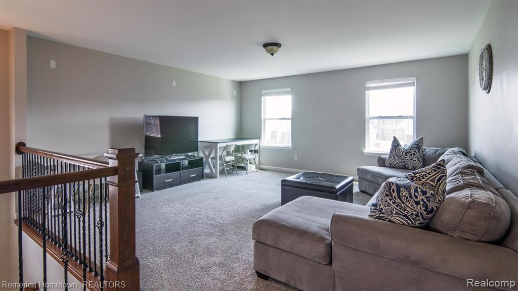 49606 E CENTRAL Park, Shelby Twp, MI 48317 — Photo 19