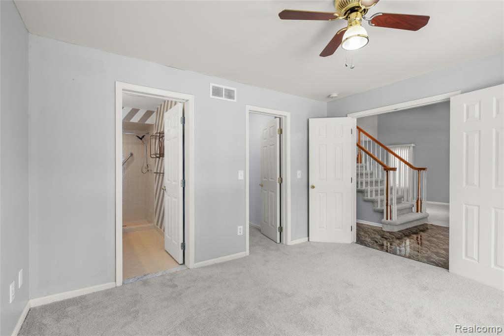 441 Parkview Drive Drive, Detroit, MI 48214 — Photo 11