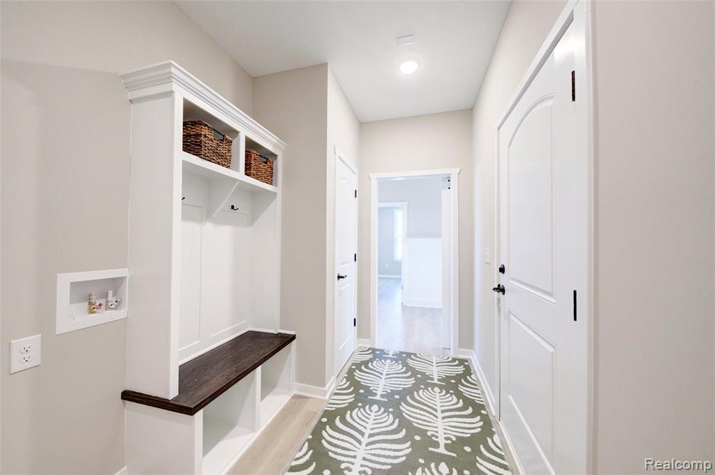 688 Round Rock Drive, Howell, MI 48843 — Photo 14