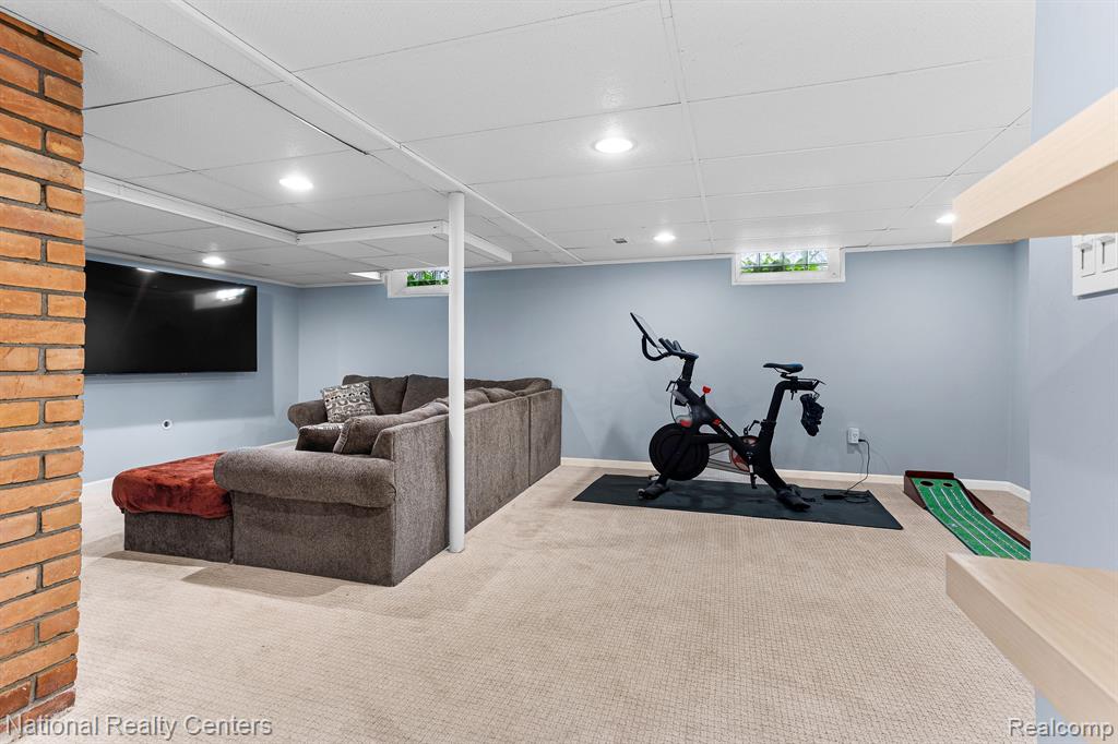 621 S Dorchester Avenue, Royal Oak, MI 48067 — Photo 21