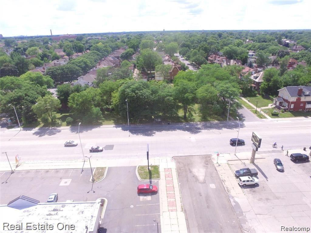 35 EDISON Street, Detroit, MI 48202 — Photo 5